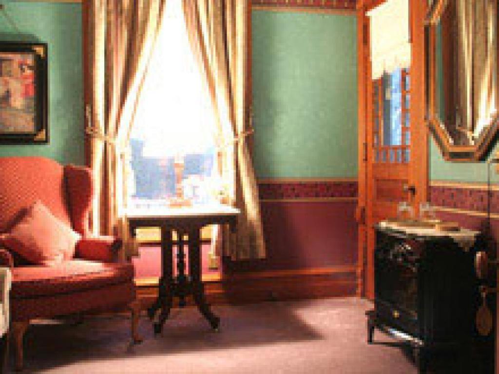 Grand Victorian B&B Inn Bellaire Δωμάτιο φωτογραφία