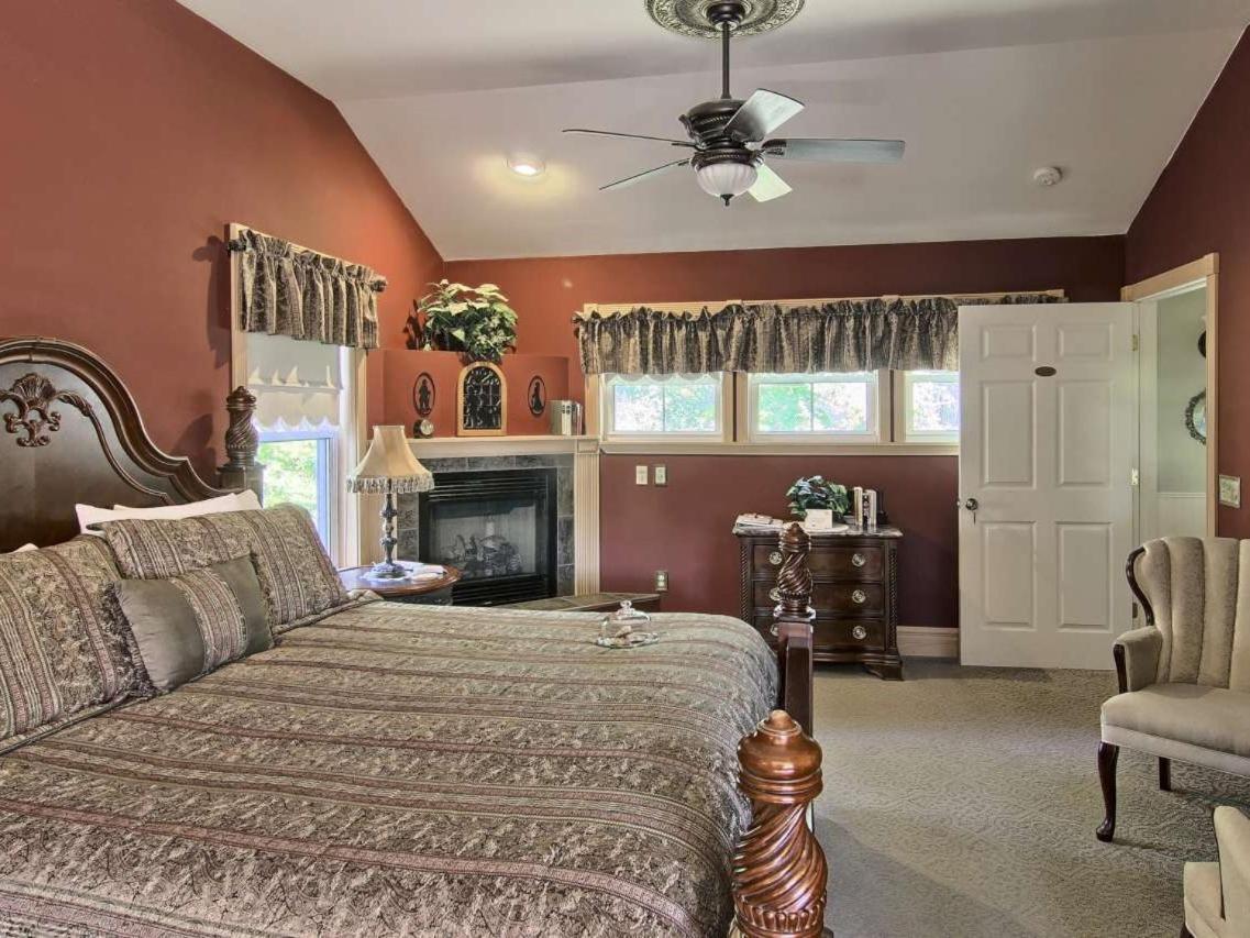 Grand Victorian B&B Inn Bellaire Δωμάτιο φωτογραφία